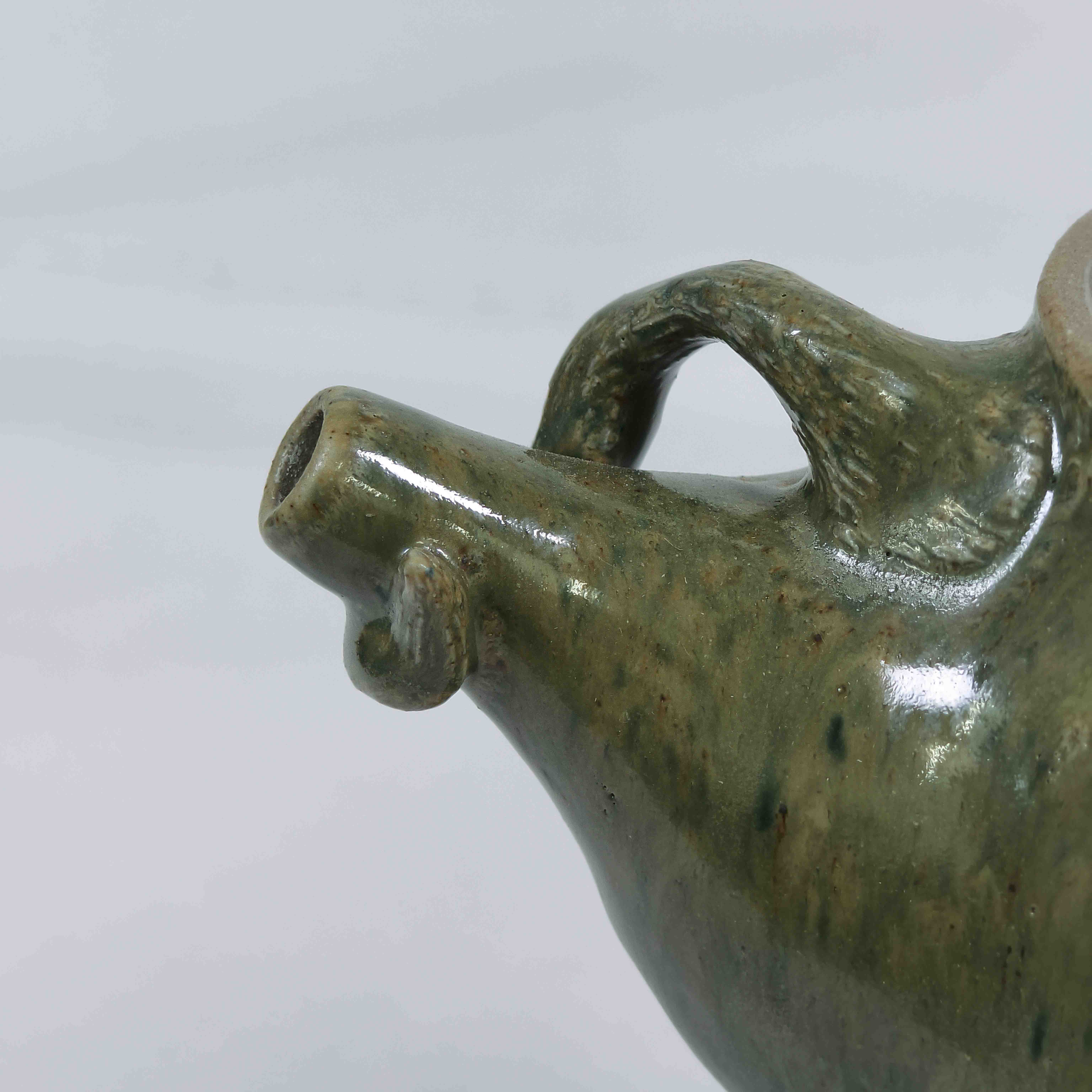 Vine intertwined teapot - image 2