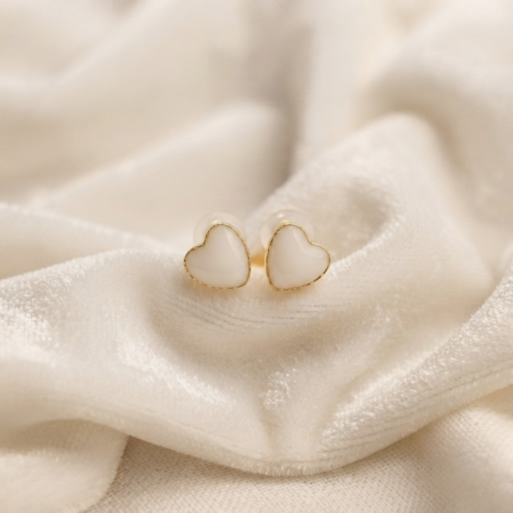 Amory Promise of Love Stud Earring