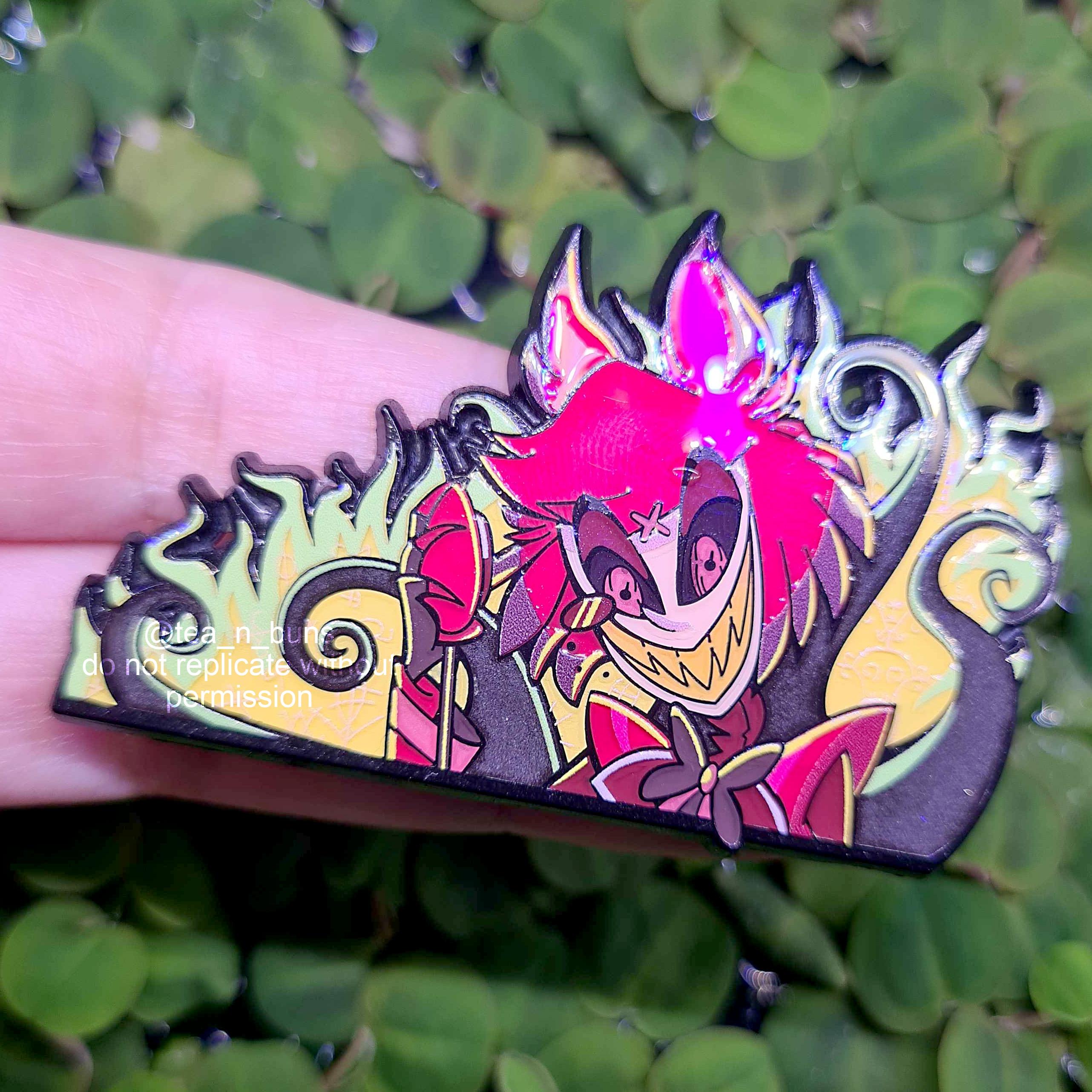 Sinner's Eyes Enamel Pin