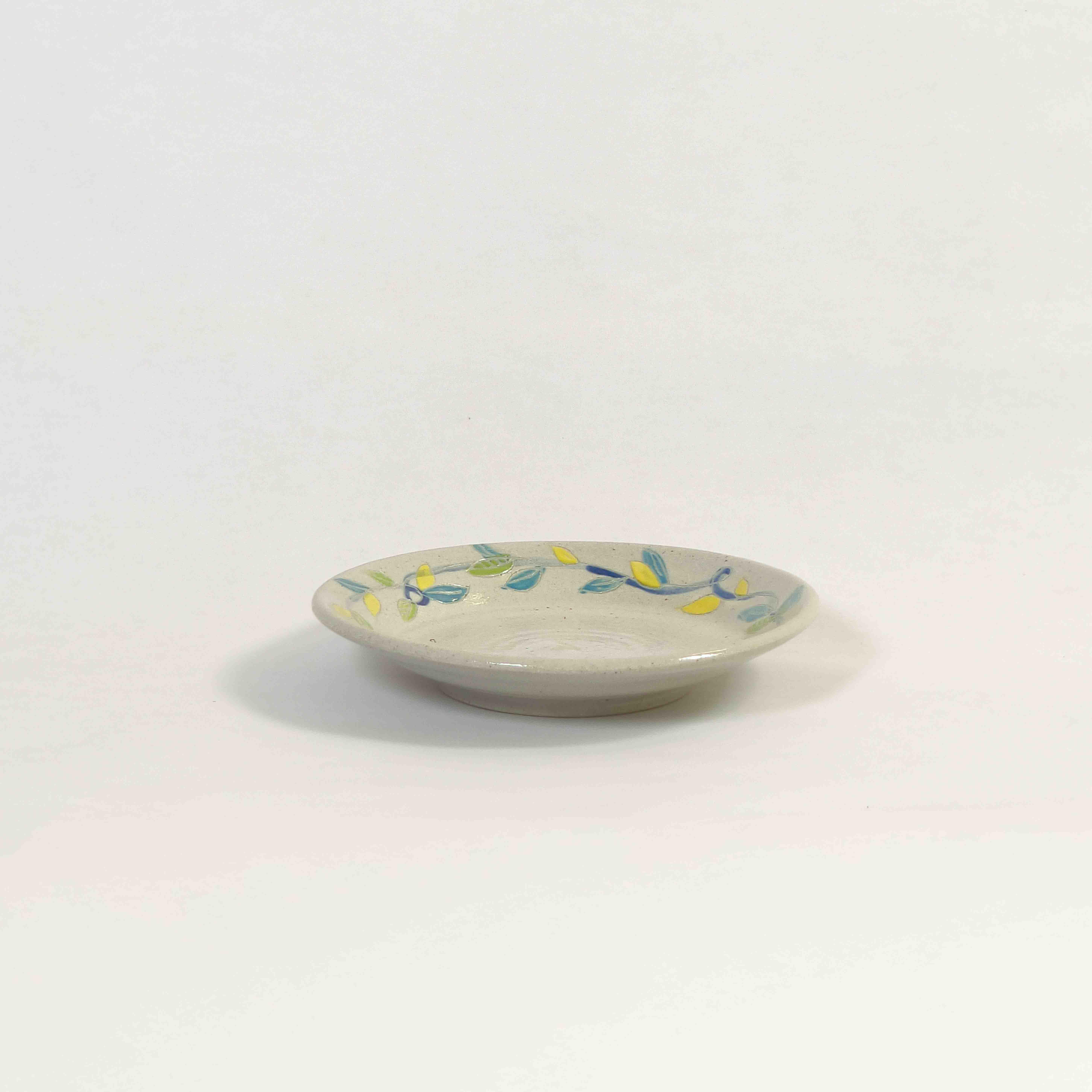 Retro Leaves Saucer