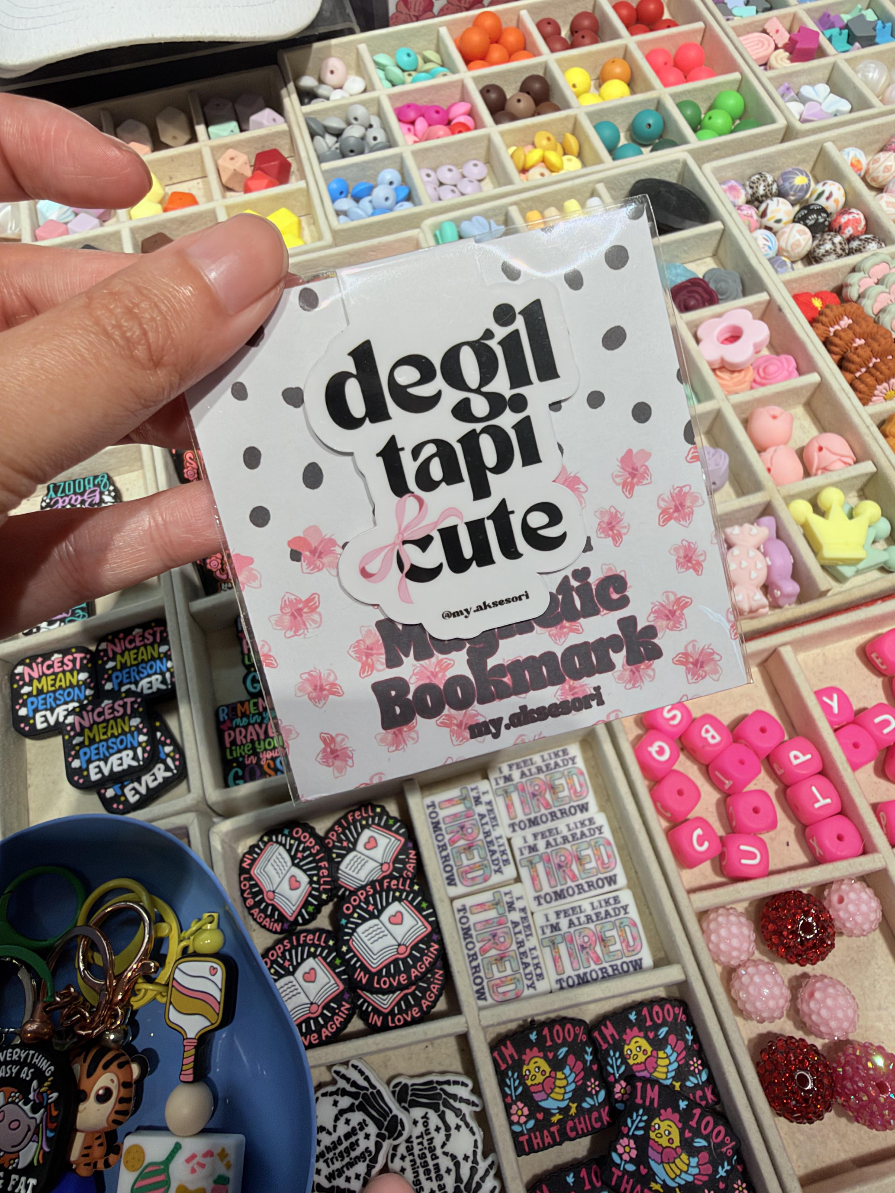 Statement Magnetic Bookmark
