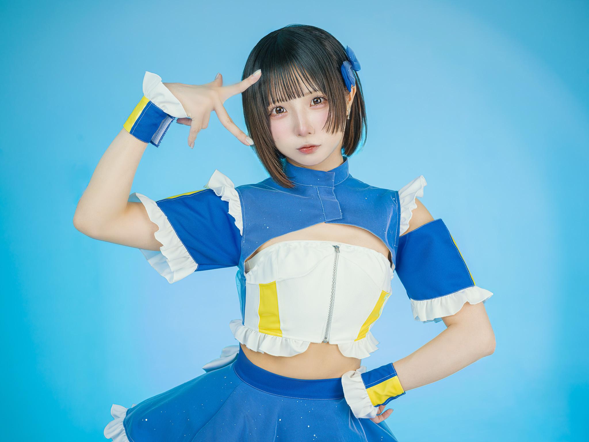 NICO 4R V2 COSTUME