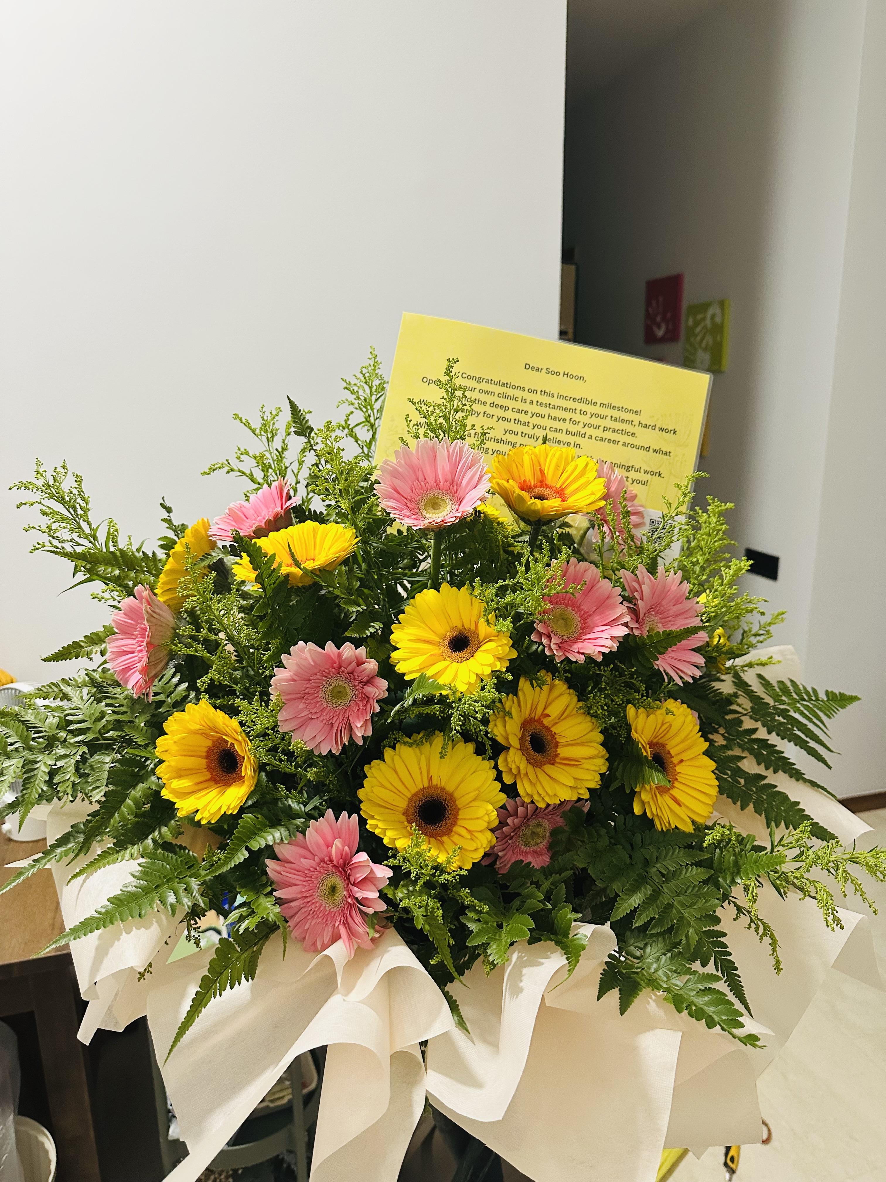 Congratulatory Flower Stand