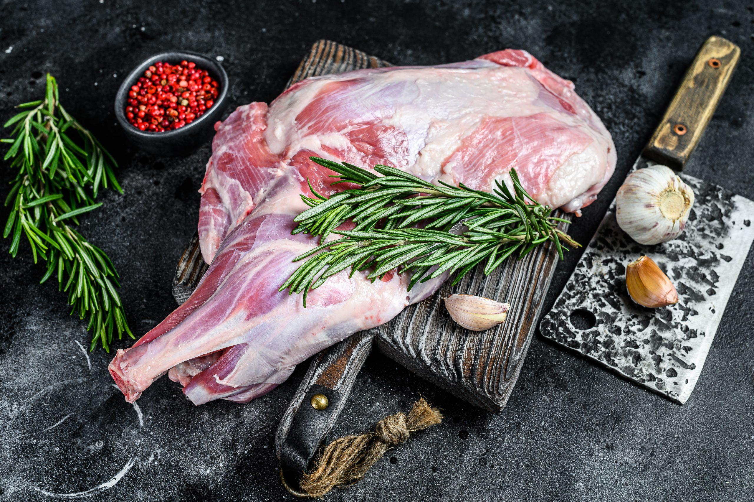 Lamb in Bone/ 纳图阿杜/ kambing kampung/ நாட்டு ஆடு