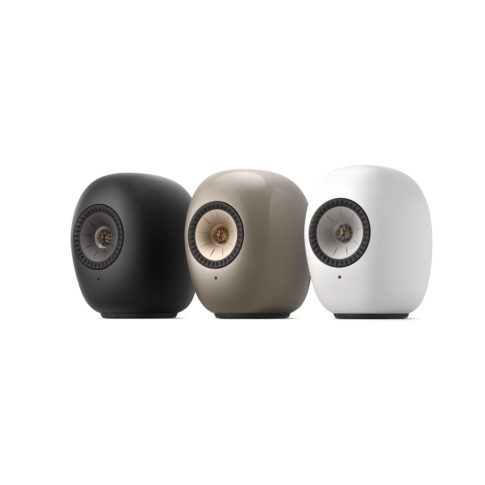 26-KEF-LS-LUXE-packshot-group