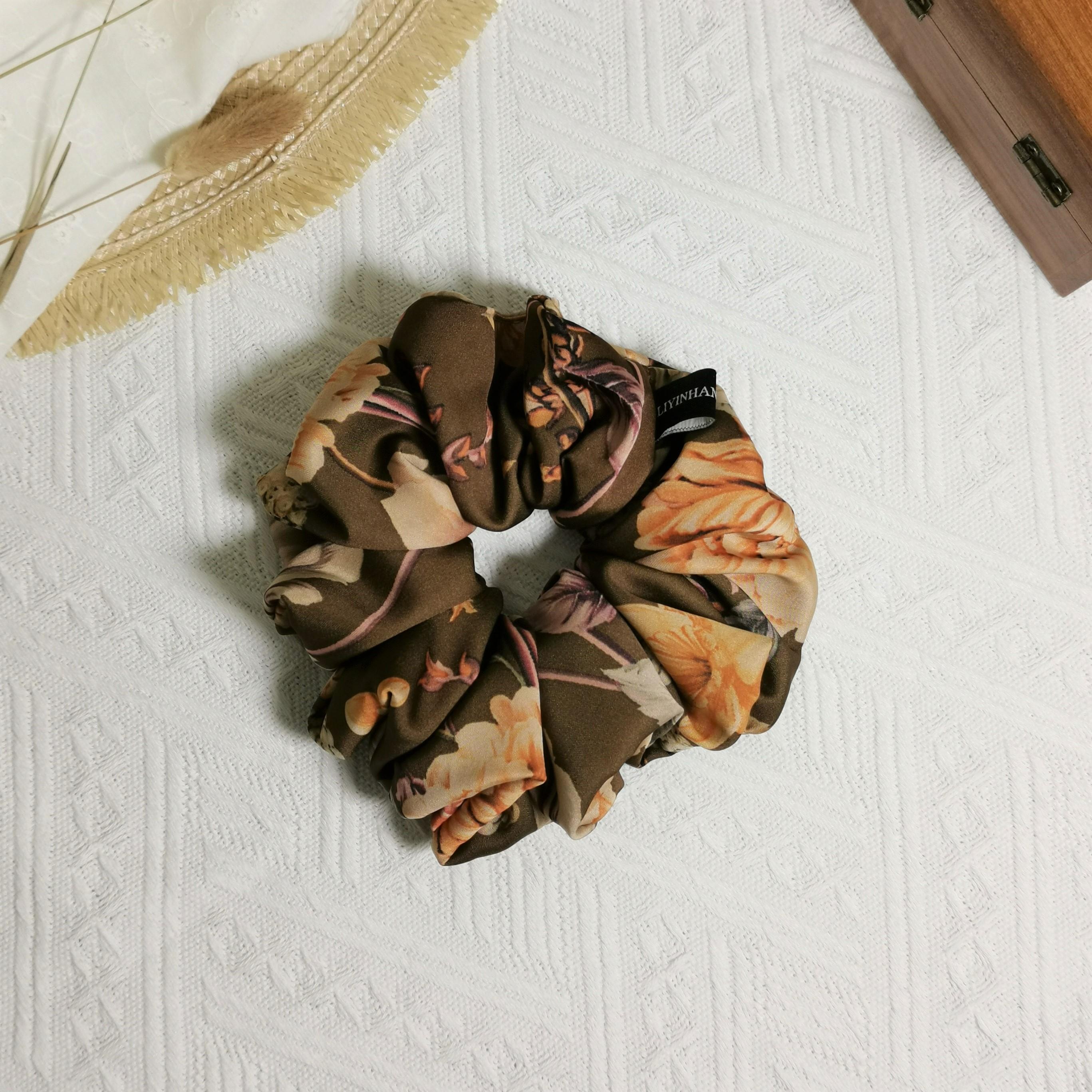 ·Scrunchies · Rachel·