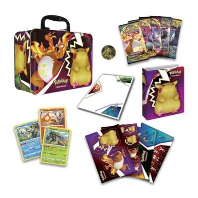 Pikachu and Charizard (Fall 2020) Collector Chest