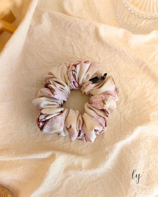 ·Scrunchies · Evelyn· - image 7