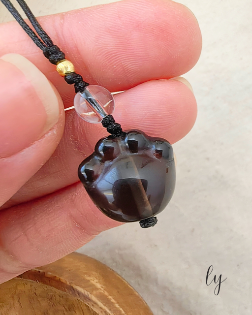 Cat Paw Charm | 守柔水晶吊饰 - image 2