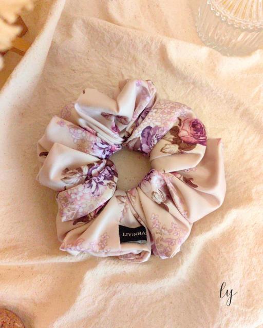 ·Scrunchies · Evelyn· - image 6