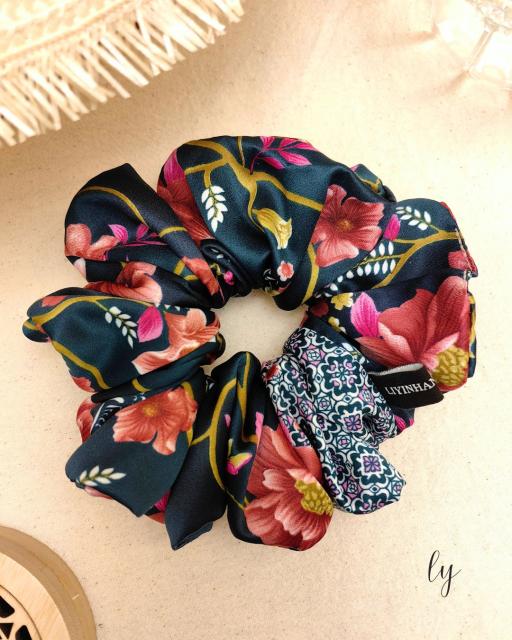 ·Scrunchies · Lucy· - image 2