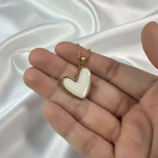 Adora Heart Luxe Pendant - image 4