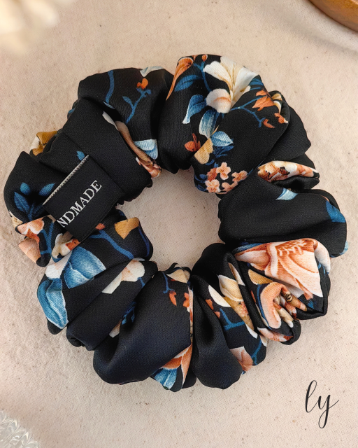 ·Scrunchies · Yin· - image 6