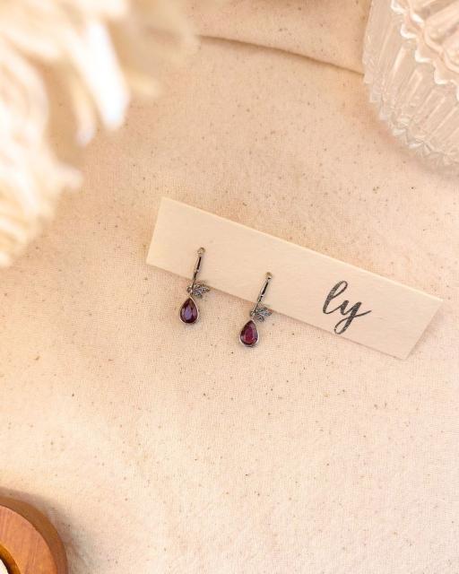 Garnet Earrings · 石榴石耳饰 - image 7