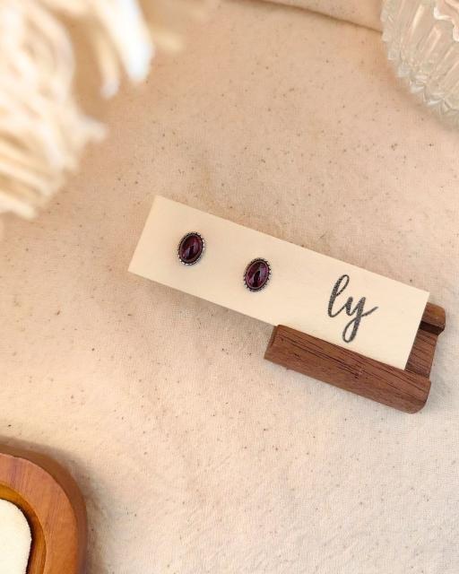Garnet Earrings · 石榴石耳饰 - image 6