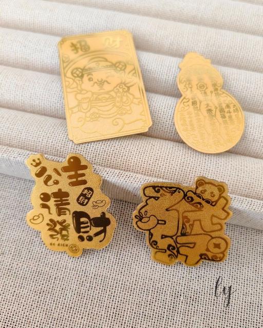 ✨随身招财小金箔片｜手机壳・皮包・钱包皆可放✨ - image 1