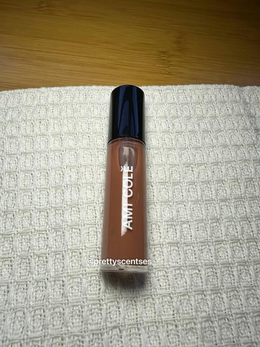 AMI COLE Hydrating Lip Treatment Oil in Bliss (Subtle Light Pink) 4.5ml - image 1