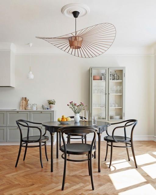 36° Curve Dining Chair - image 3