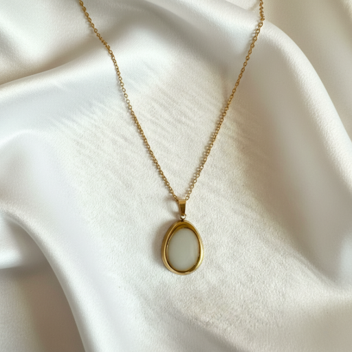 Dion Oval Luxe Pendant - image 4