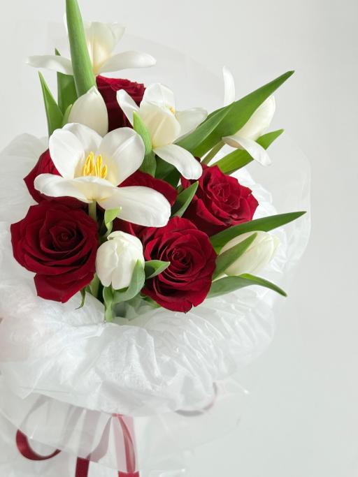 Roselip Beauty | Tulips | Bouquet - image 2