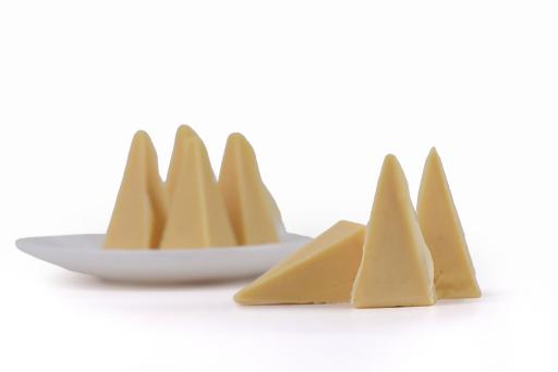Pyramid Pastillas de Leche Yema - image 4