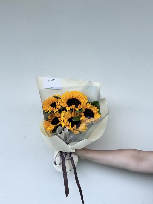 Golden Sunflower Bouquet - image 1