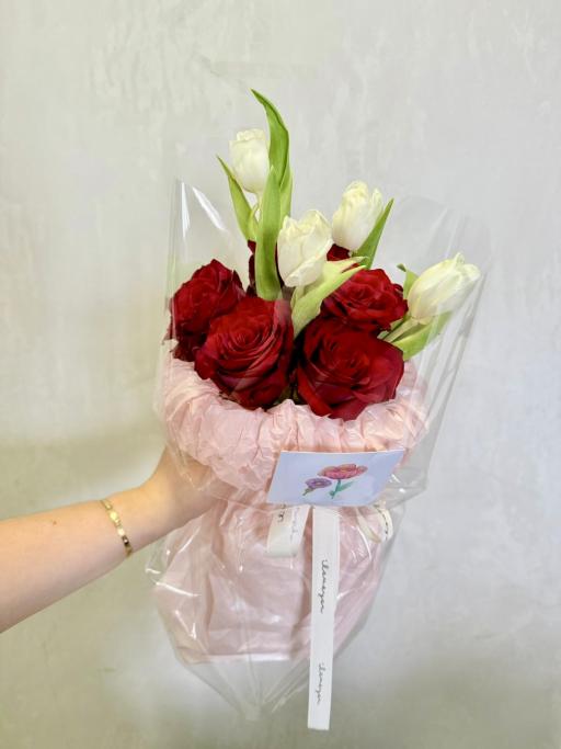 Roselip Beauty | Tulips | Bouquet - image 4