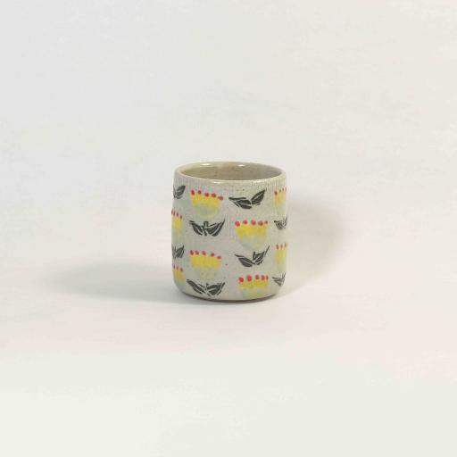 Retro Daffodil Cup - image 1