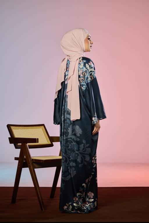 Zainab - image 4