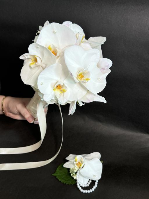 Butterfly Orchids | Bridal Bouquet - image 3