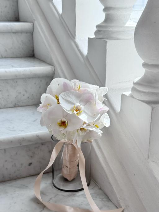 Butterfly Orchids | Bridal Bouquet - image 4