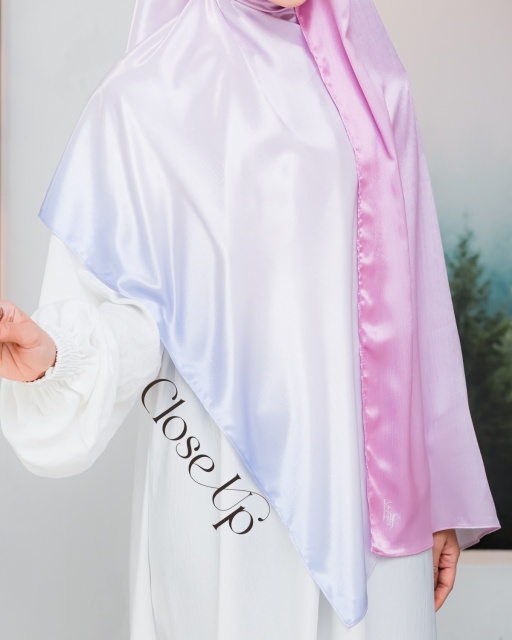 Ombre Pink Shawl : 2m x 0.7m - image 3