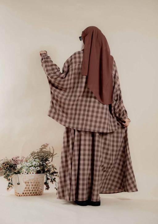 Haneen Checkered Set (Petite) - image 4