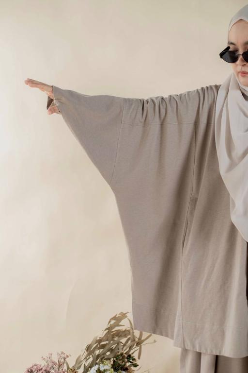Basic Outer Tee - image 7