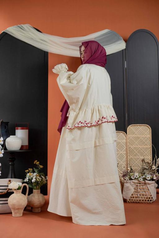 Raeha Abaya - image 9
