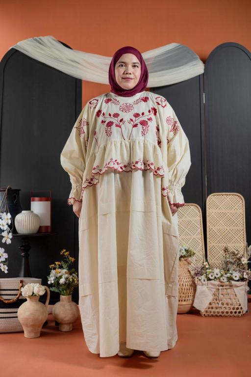 Raeha Abaya - image 2