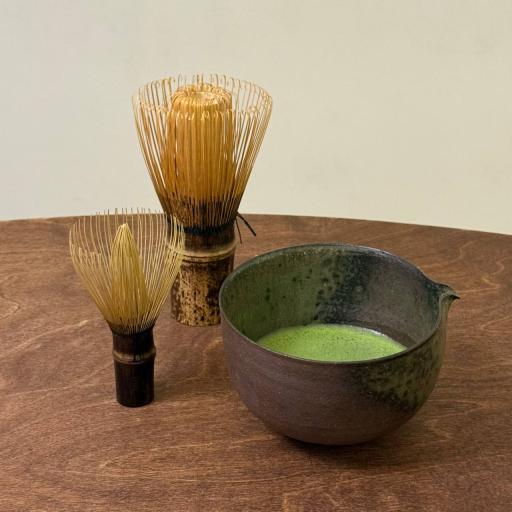 chasen vase - image 3