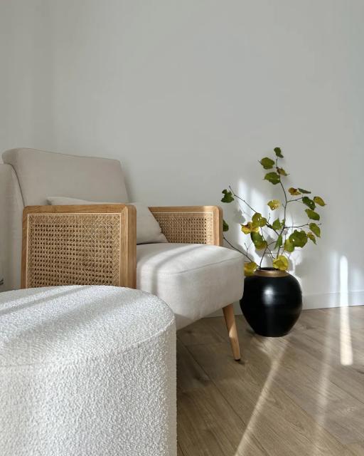Lepak Expression Lounge Chair - image 3