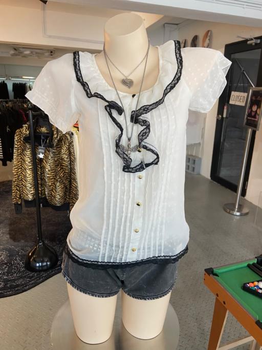 Early 00's Lace Trim Ruffle Blouse Top - image 1