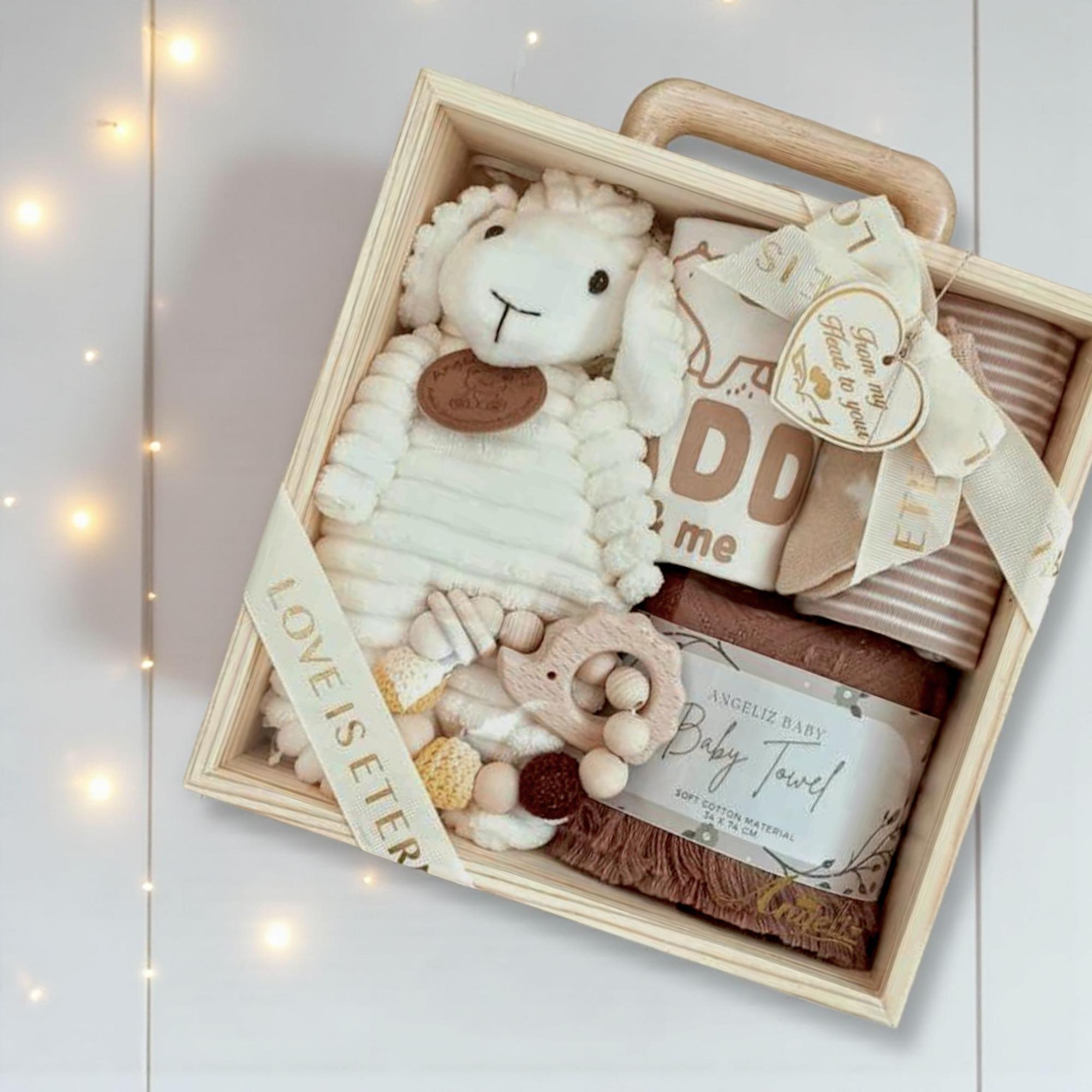 Angeliz Lovely Sheep Wooden Baby Hamper Gift Box Set Neutral 8pcs