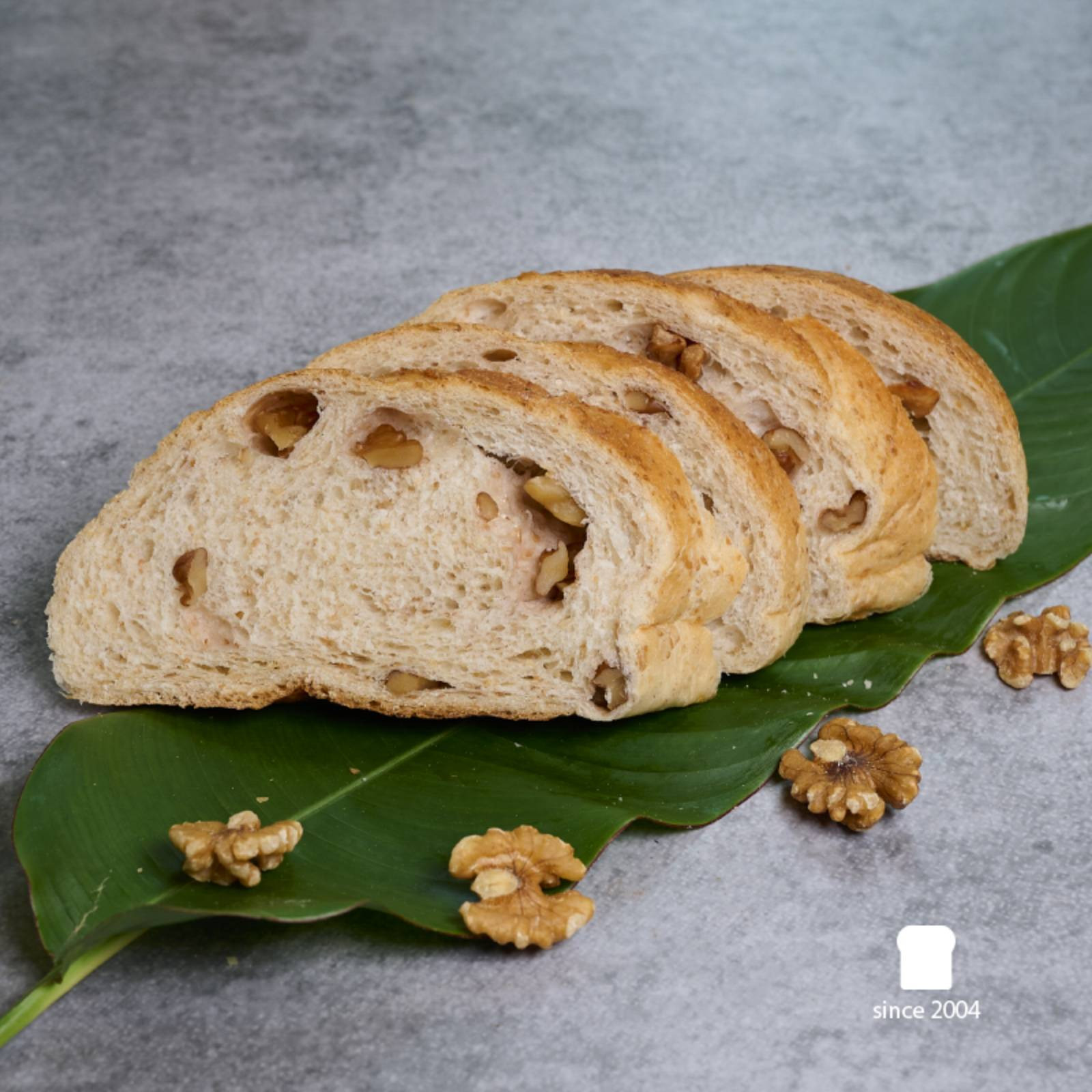 Wholemeal Walnut Loaf