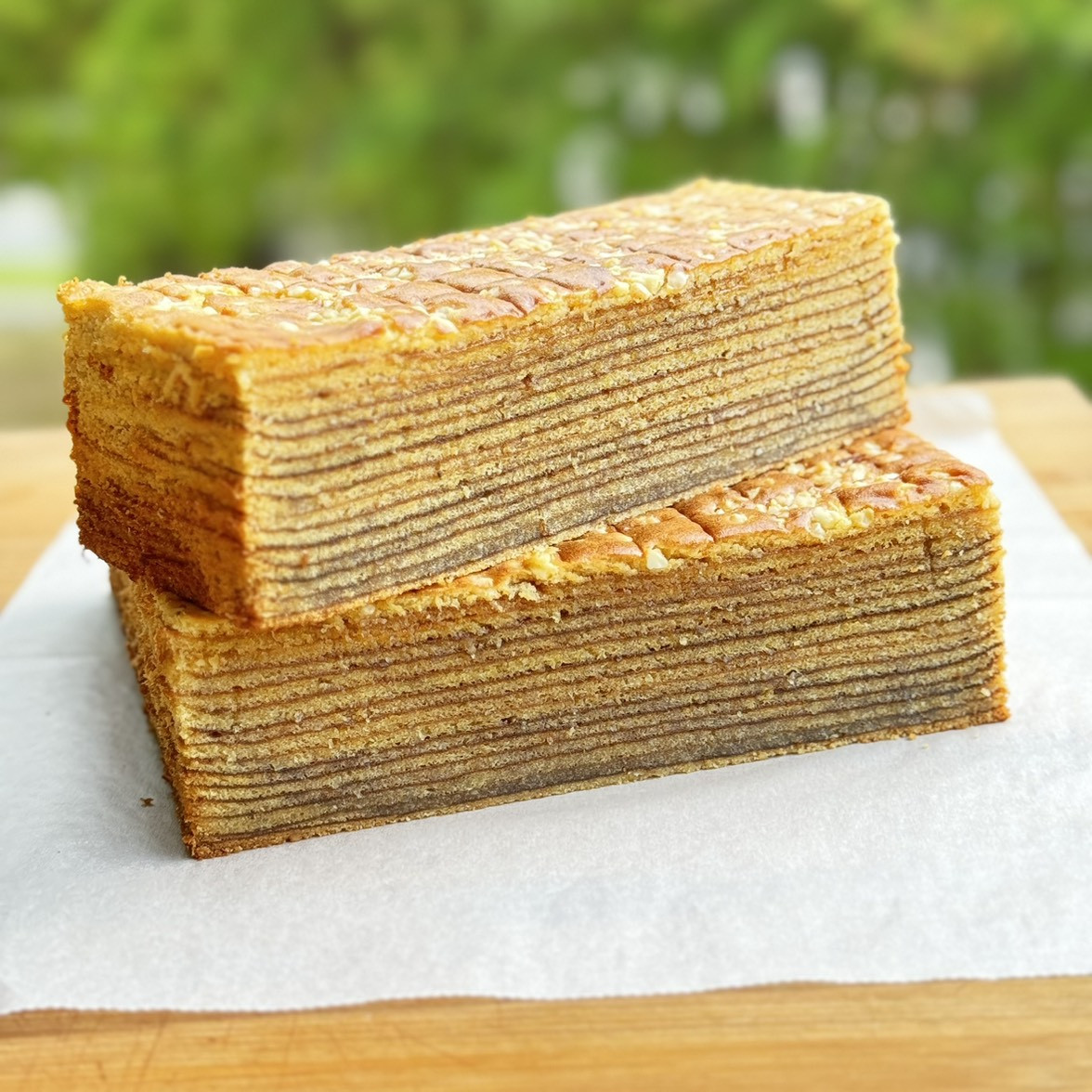 Cake Lapis Almond Rempah