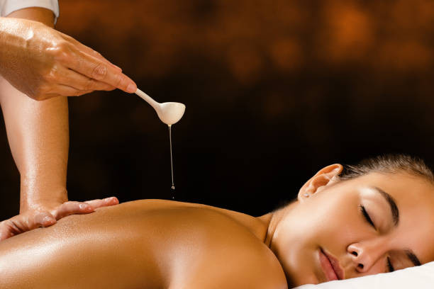 Ayurveda Rejuvenation - Full body Abhyagam + Kati Vasti + Podikizhi, 90 Mins