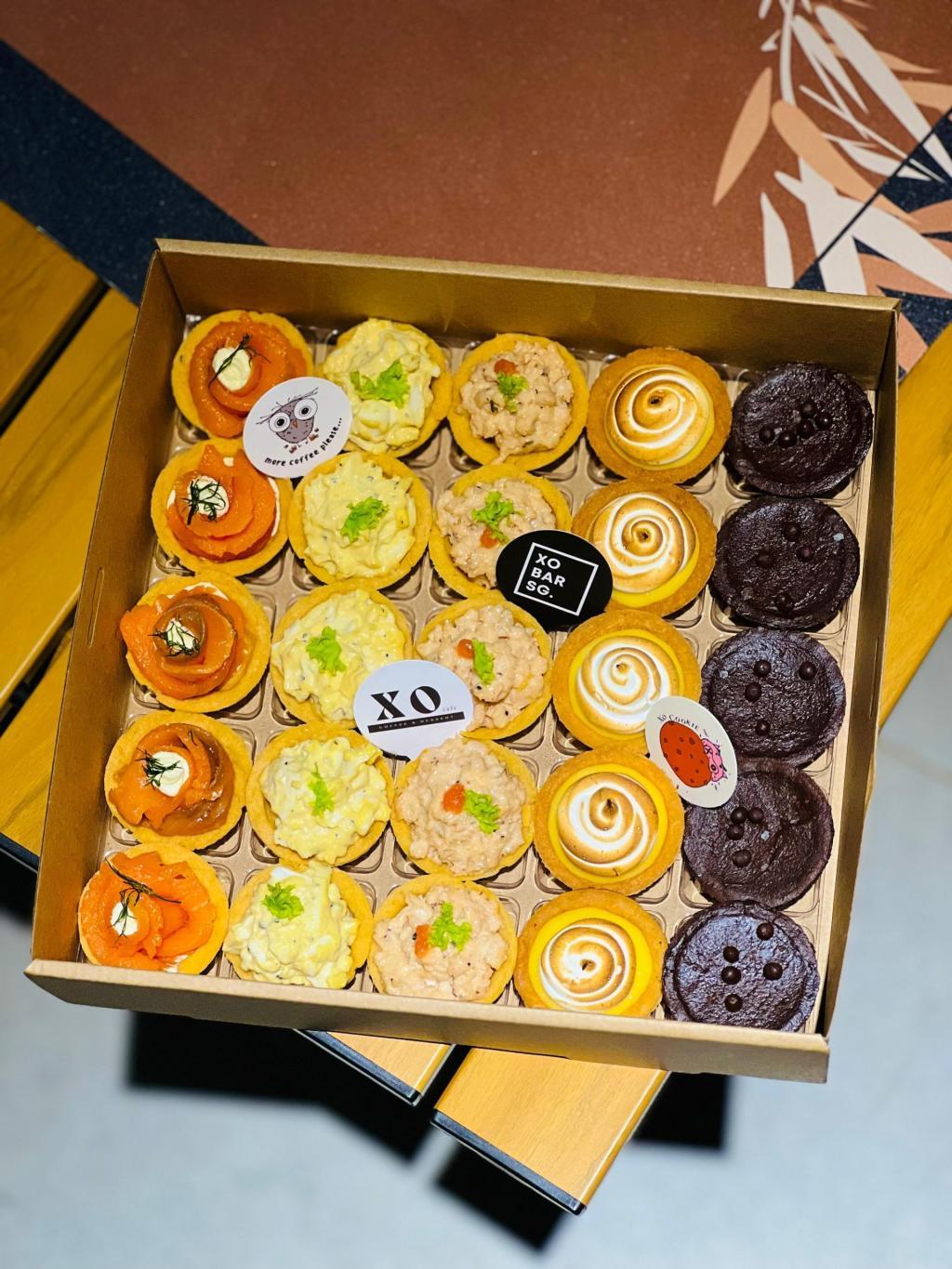 25-Pieces Sweet and Savoury Mini Tart Box
