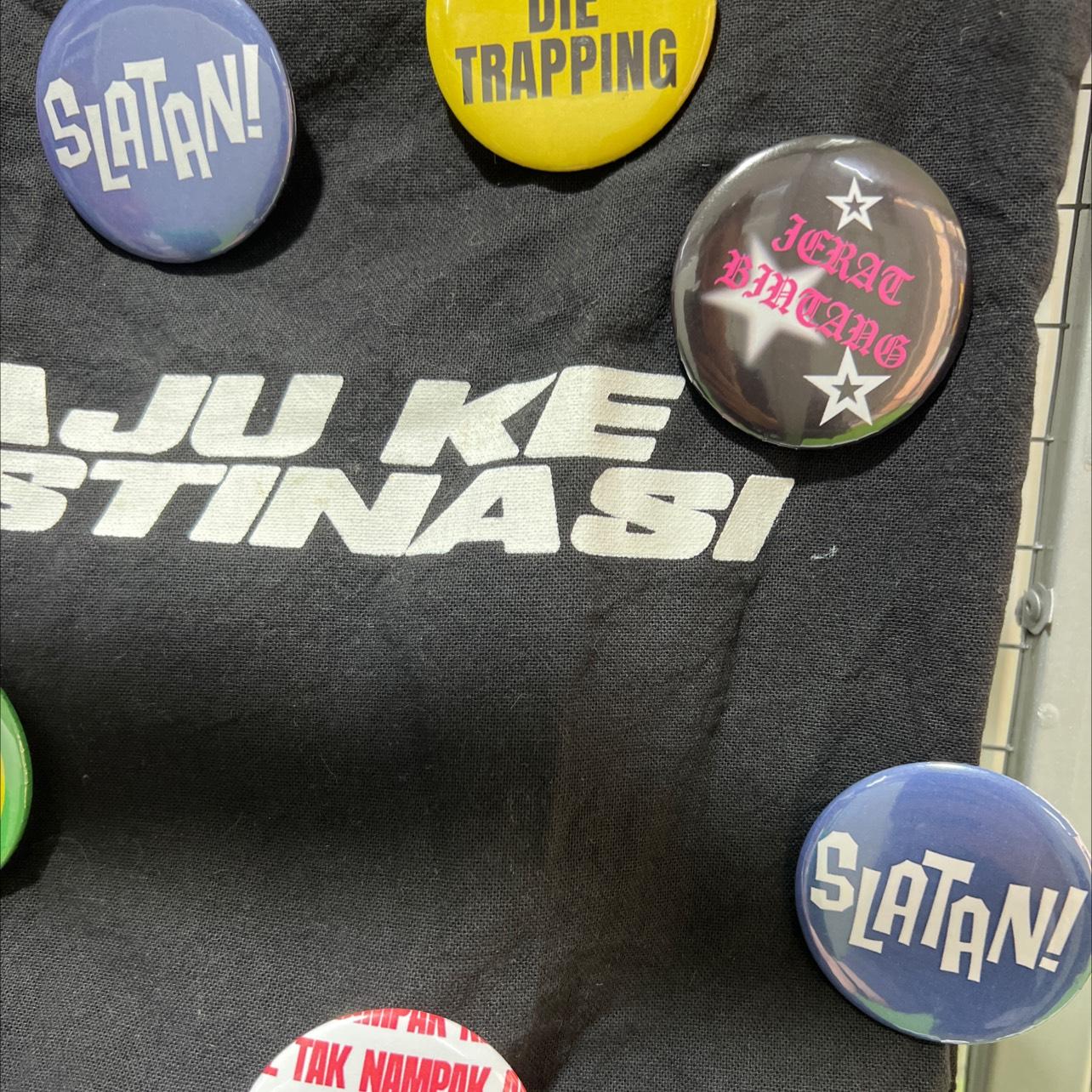 Slatan Pin Badge