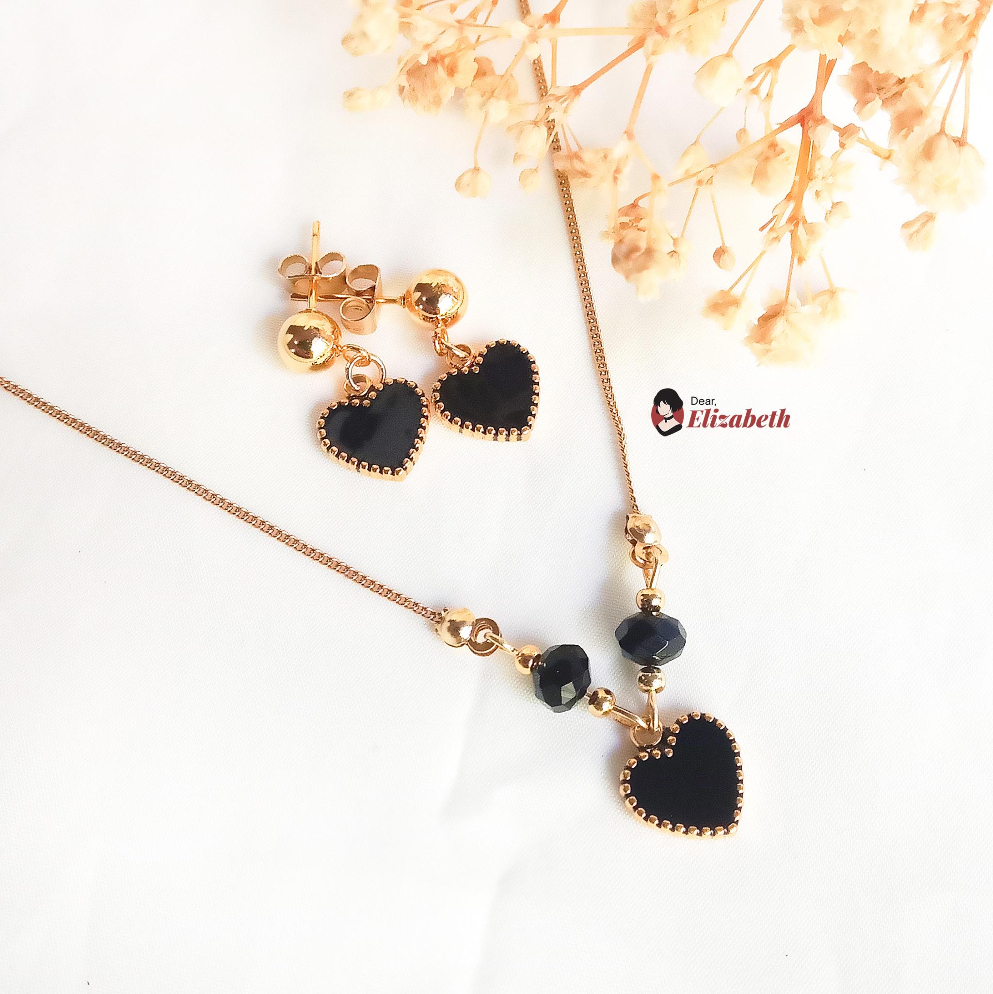 Lady Cordelia Black Heart Necklace