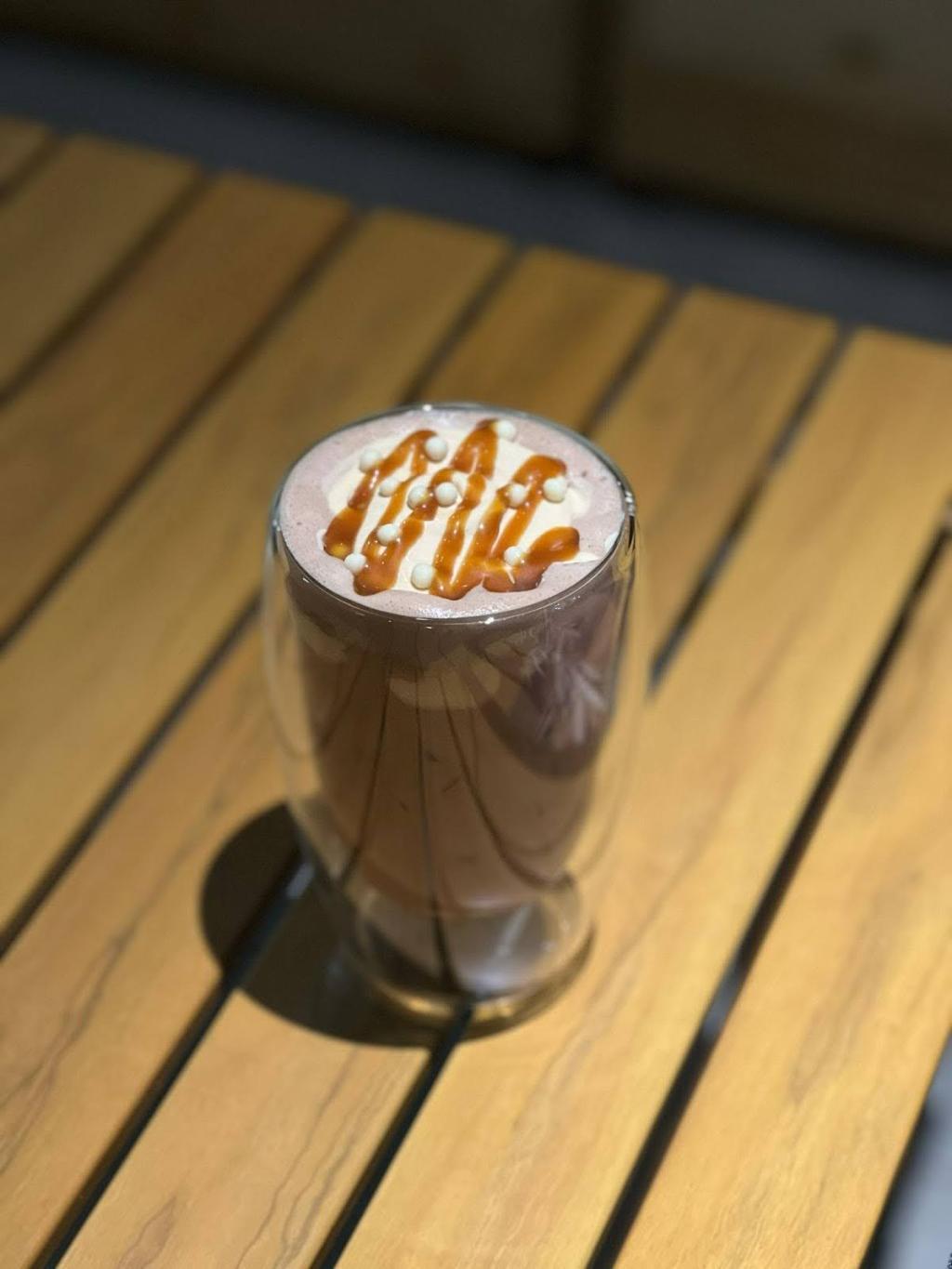 Iced Caramel Sea Salt Chocolate (70%)