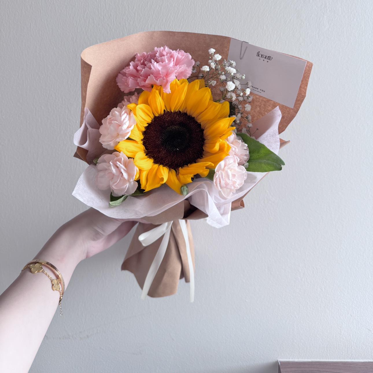 Petite Sunshine | Bouquet (Graduation Series)