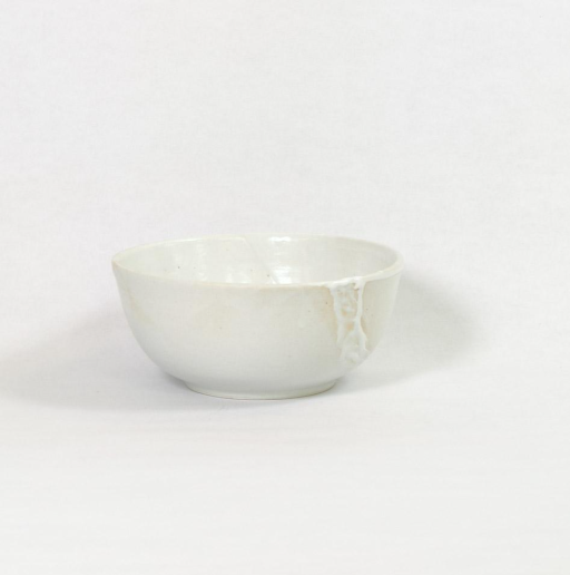 Deep white bowl - image 1