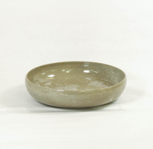 Etched floral bowl - image 1